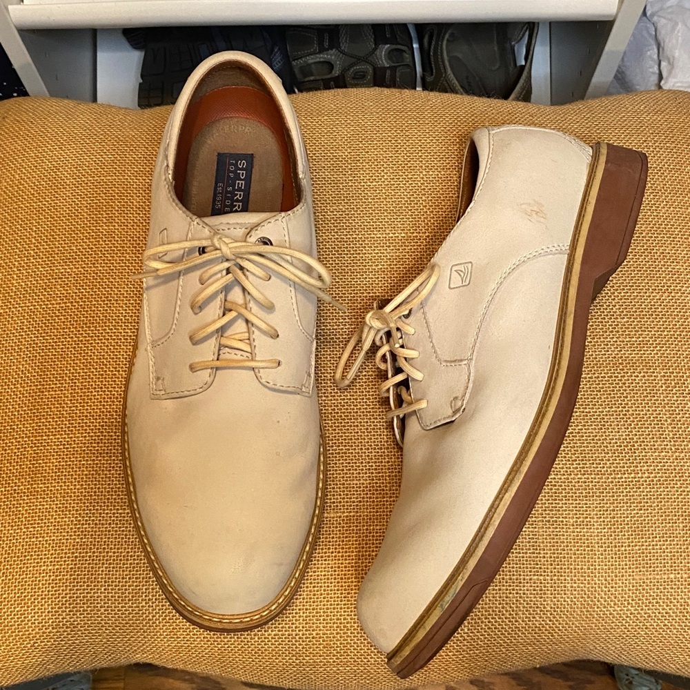 Sperry Bayside Off-White Leather Oxfords